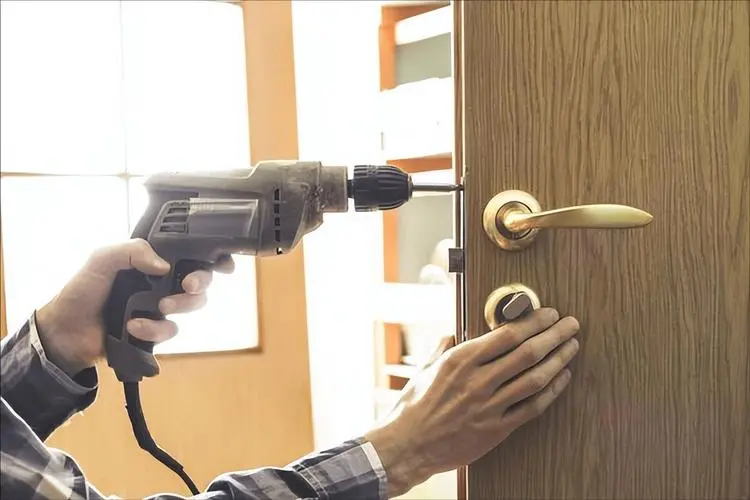 wood door maintenance tips